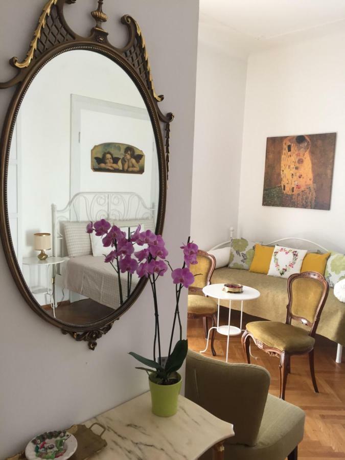 Golden Rooms Bed & Breakfast Триест Номер фото